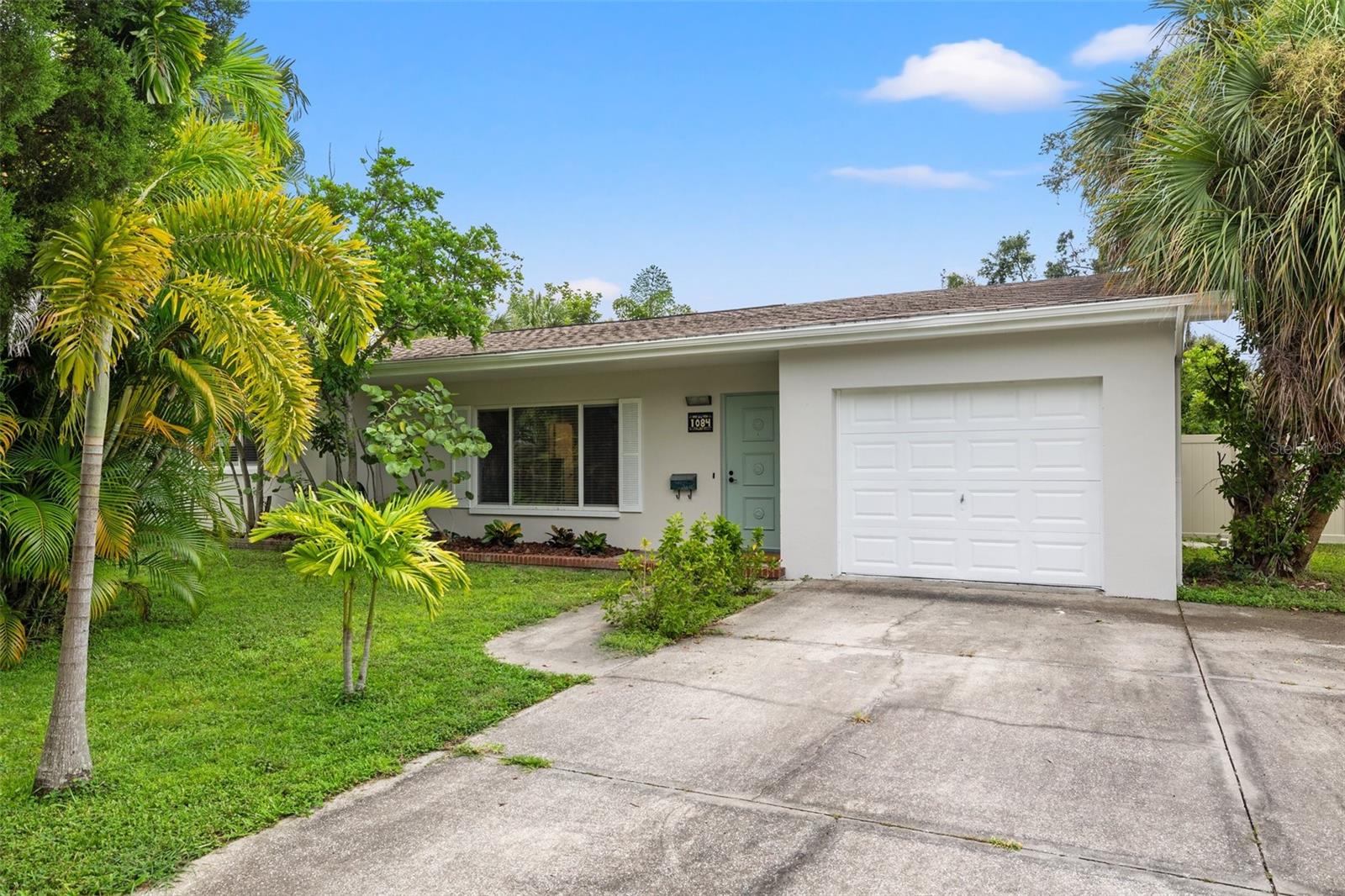 1084 39TH AVE NE, ST PETERSBURG, FL, 33703