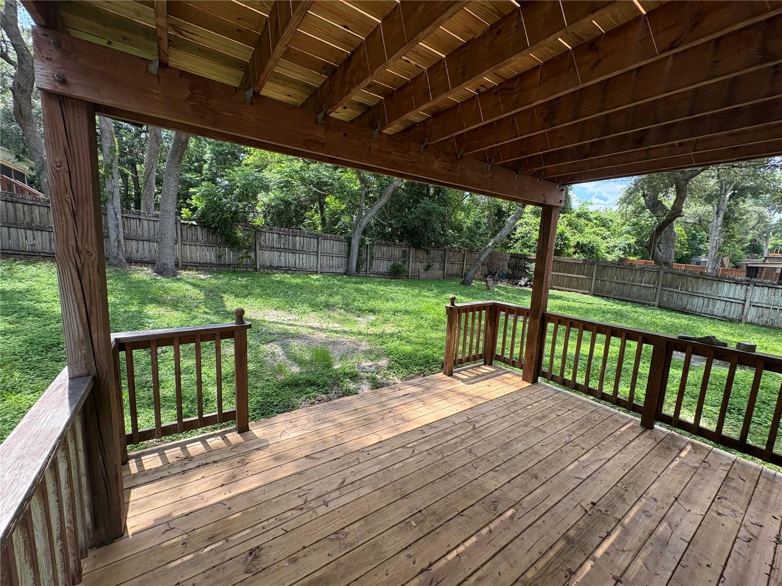 411 S COBBLE CT, MOUNT DORA, FL, 32757