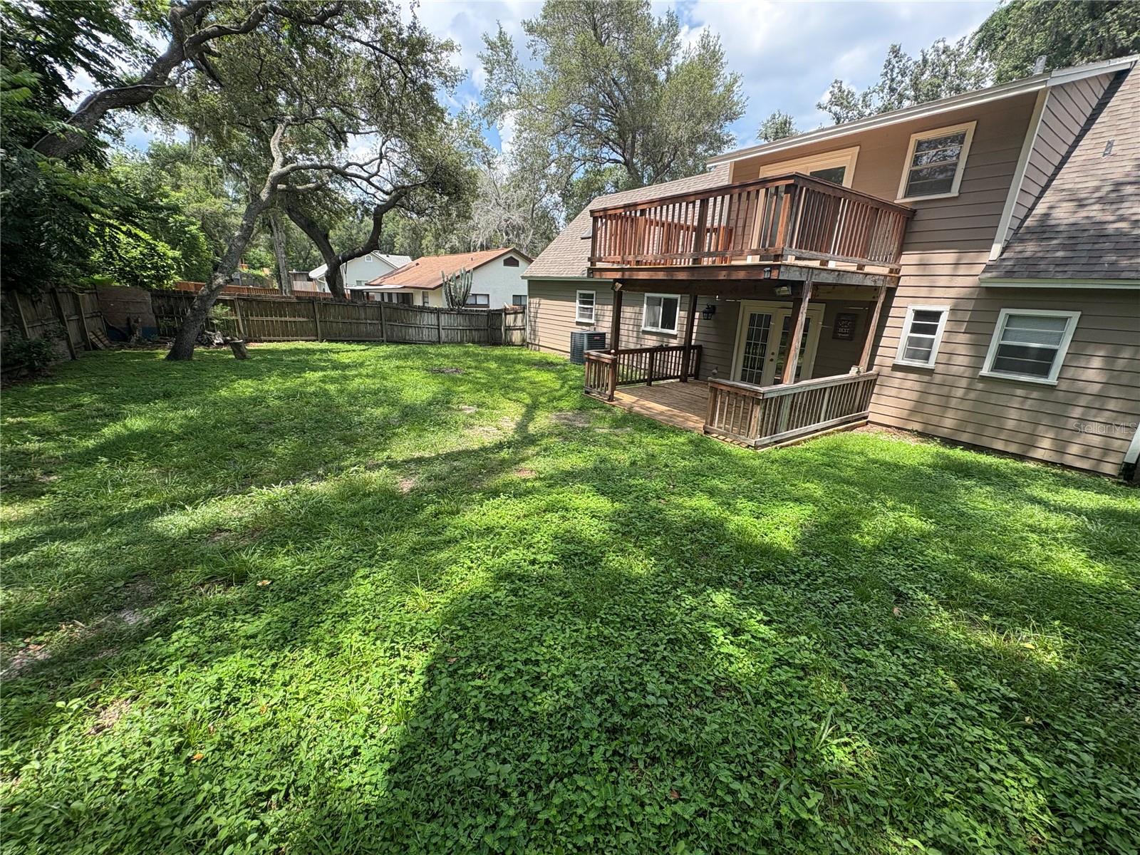 411 S COBBLE CT, MOUNT DORA, FL, 32757