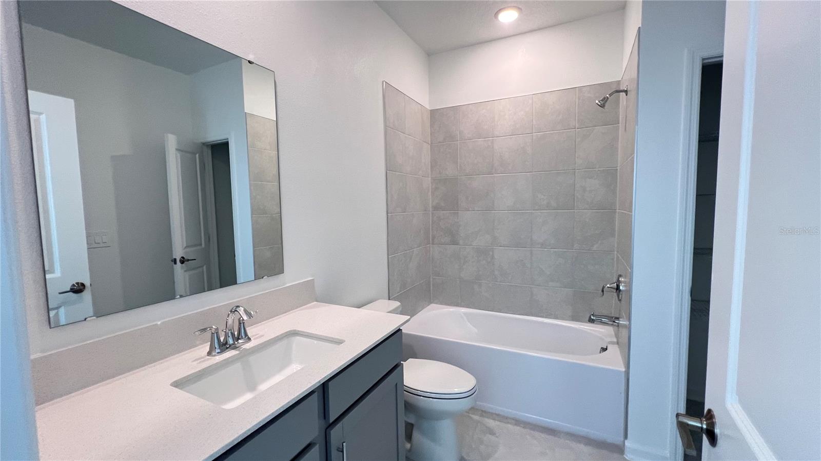 1847 FLOURISH AVE, KISSIMMEE, FL, 34744