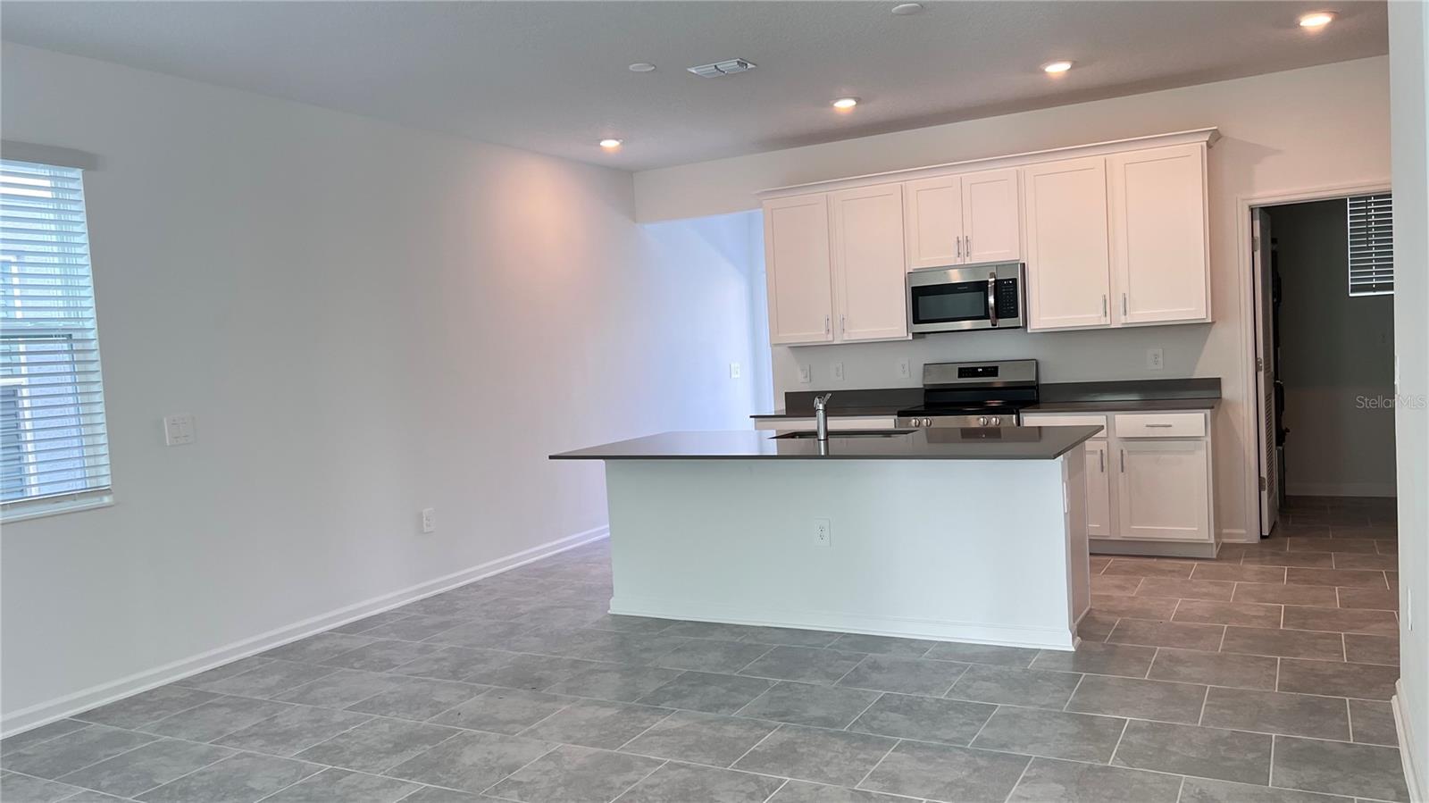 1847 FLOURISH AVE, KISSIMMEE, FL, 34744