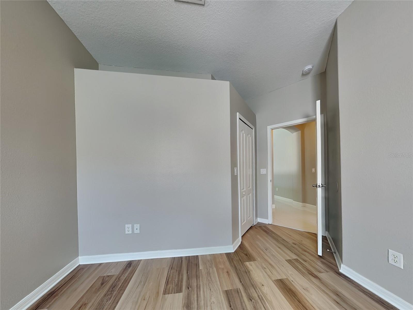 1028 APPIAN PL, WESLEY CHAPEL, FL, 33543