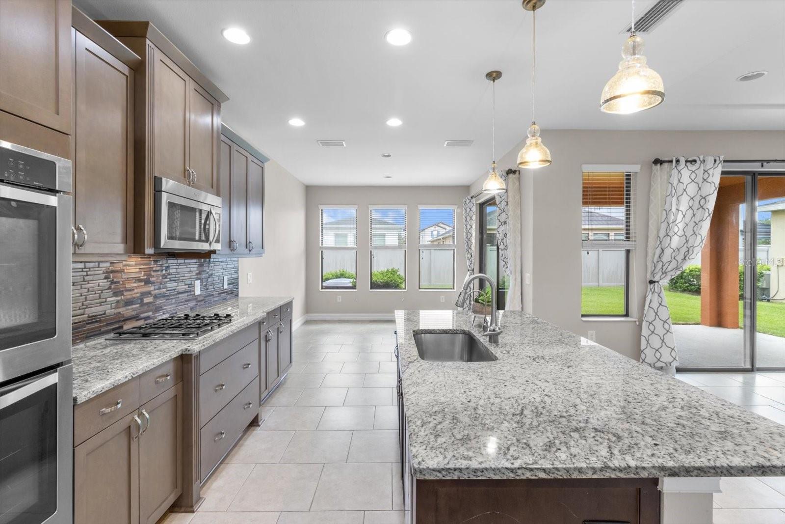 3994 MEDICCI LN, WESLEY CHAPEL, FL, 33543