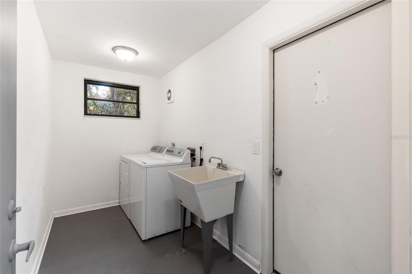 303 SW 54TH DR, GAINESVILLE, FL, 32607