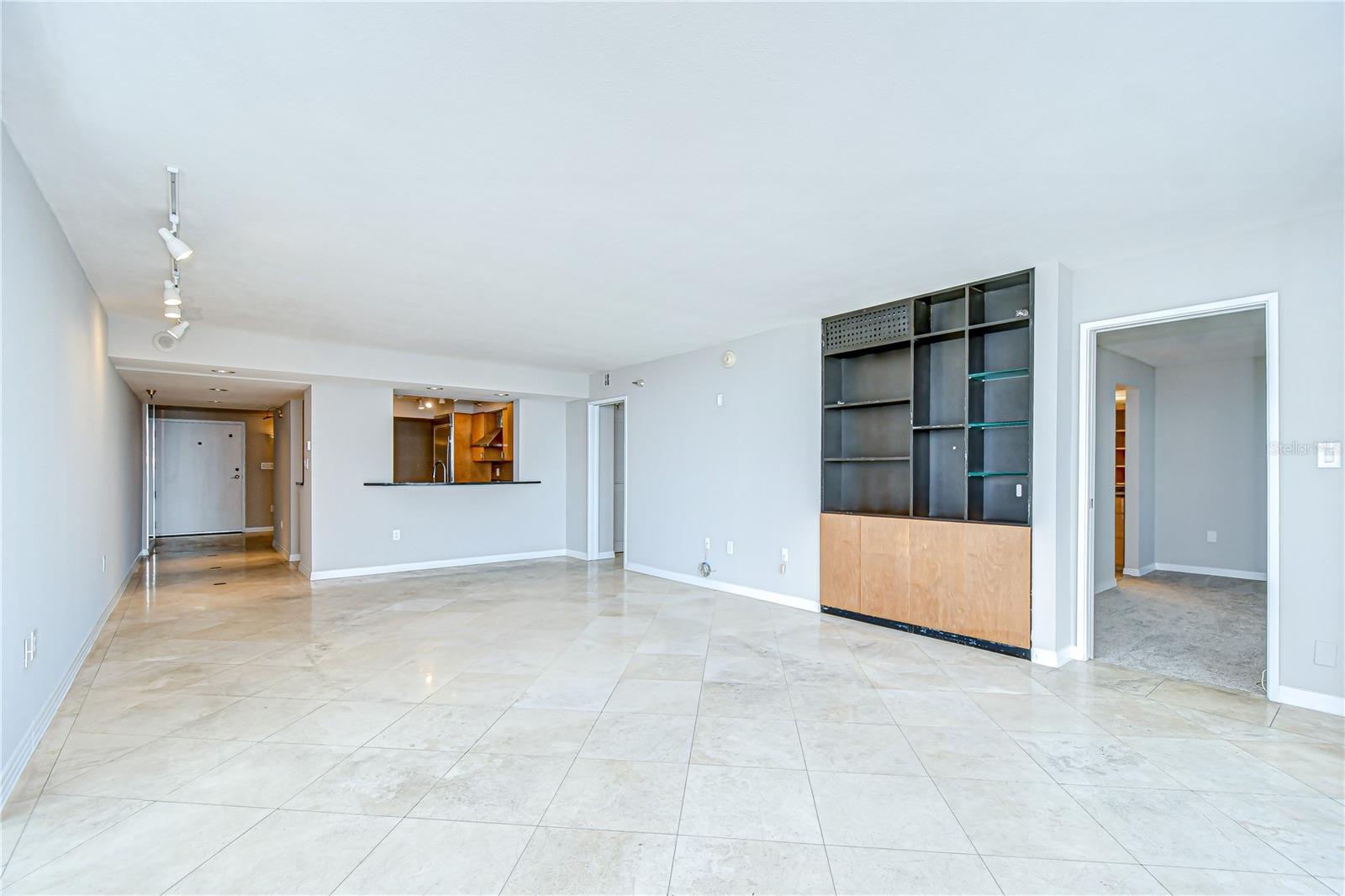 Spacious great room designed for comfort and entertaining!