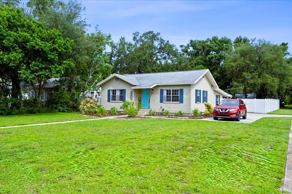 3901 W SWANN AVE, TAMPA, FL, 33609