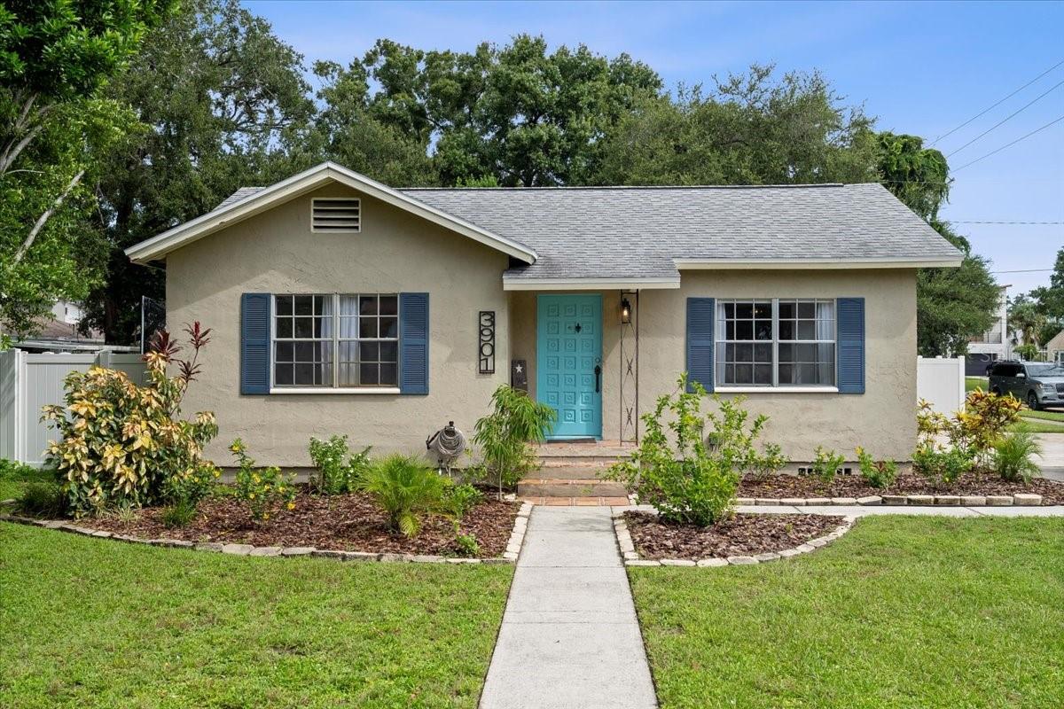 3901 W SWANN AVE, TAMPA, FL, 33609