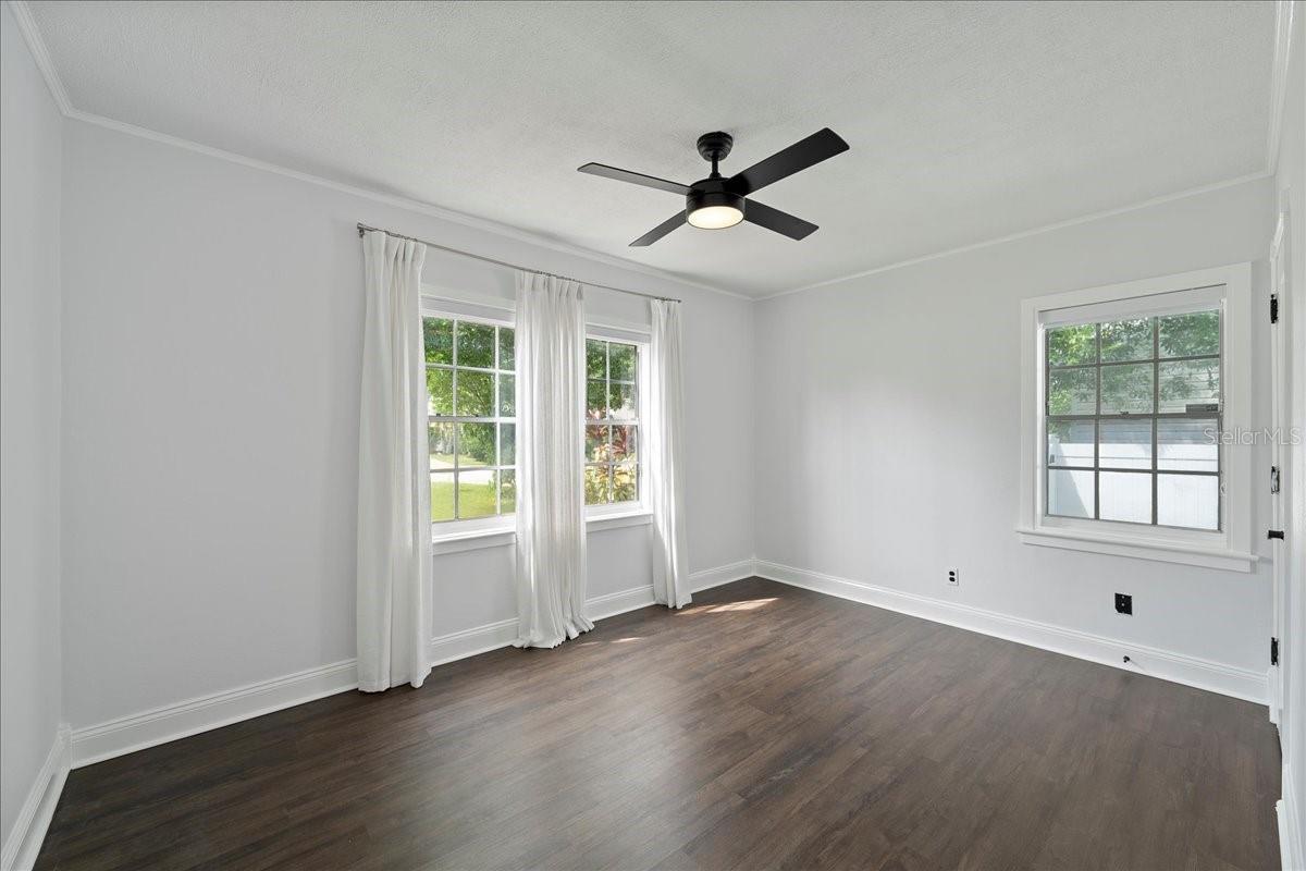 3901 W SWANN AVE, TAMPA, FL, 33609