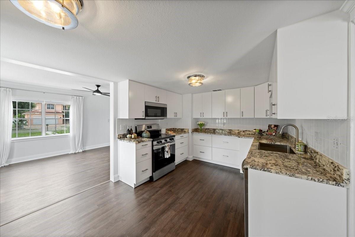 3901 W SWANN AVE, TAMPA, FL, 33609