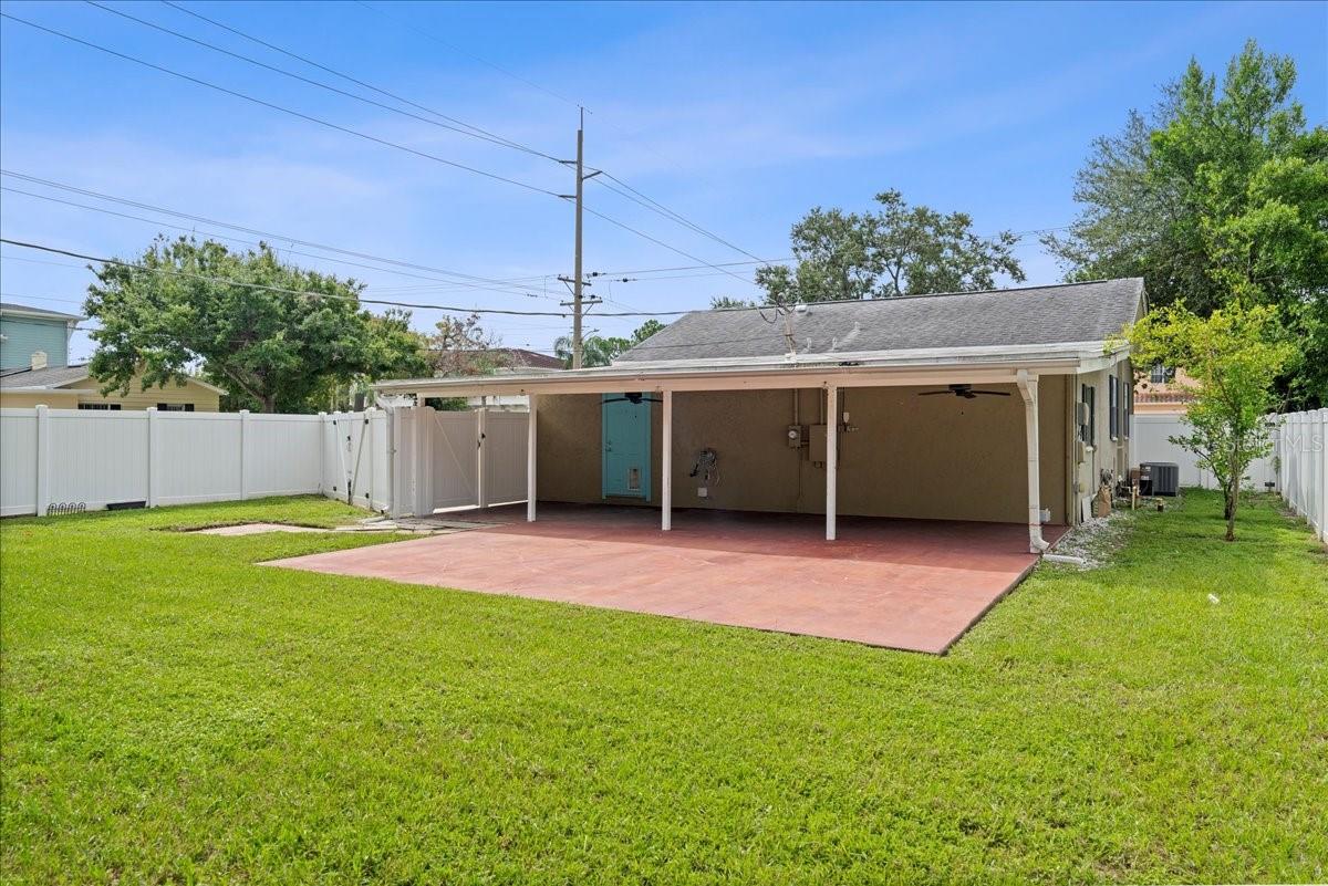 3901 W SWANN AVE, TAMPA, FL, 33609