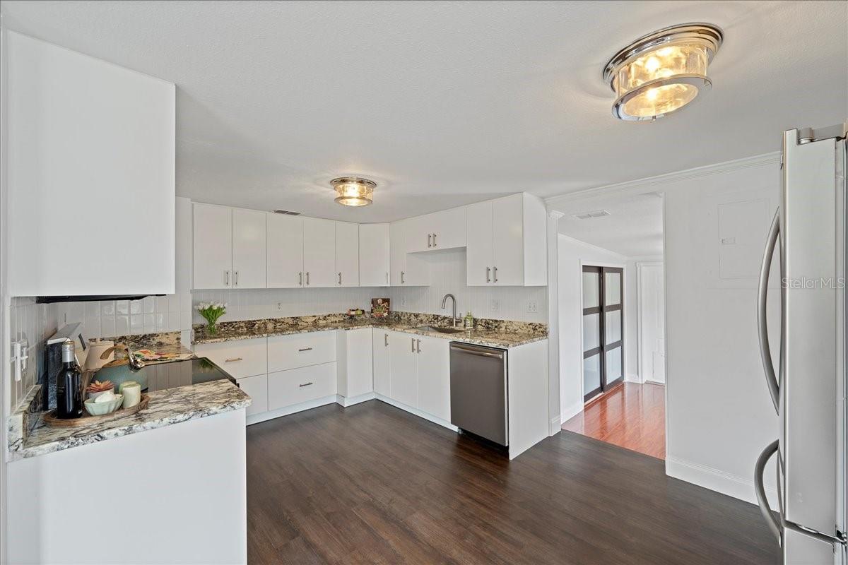 3901 W SWANN AVE, TAMPA, FL, 33609