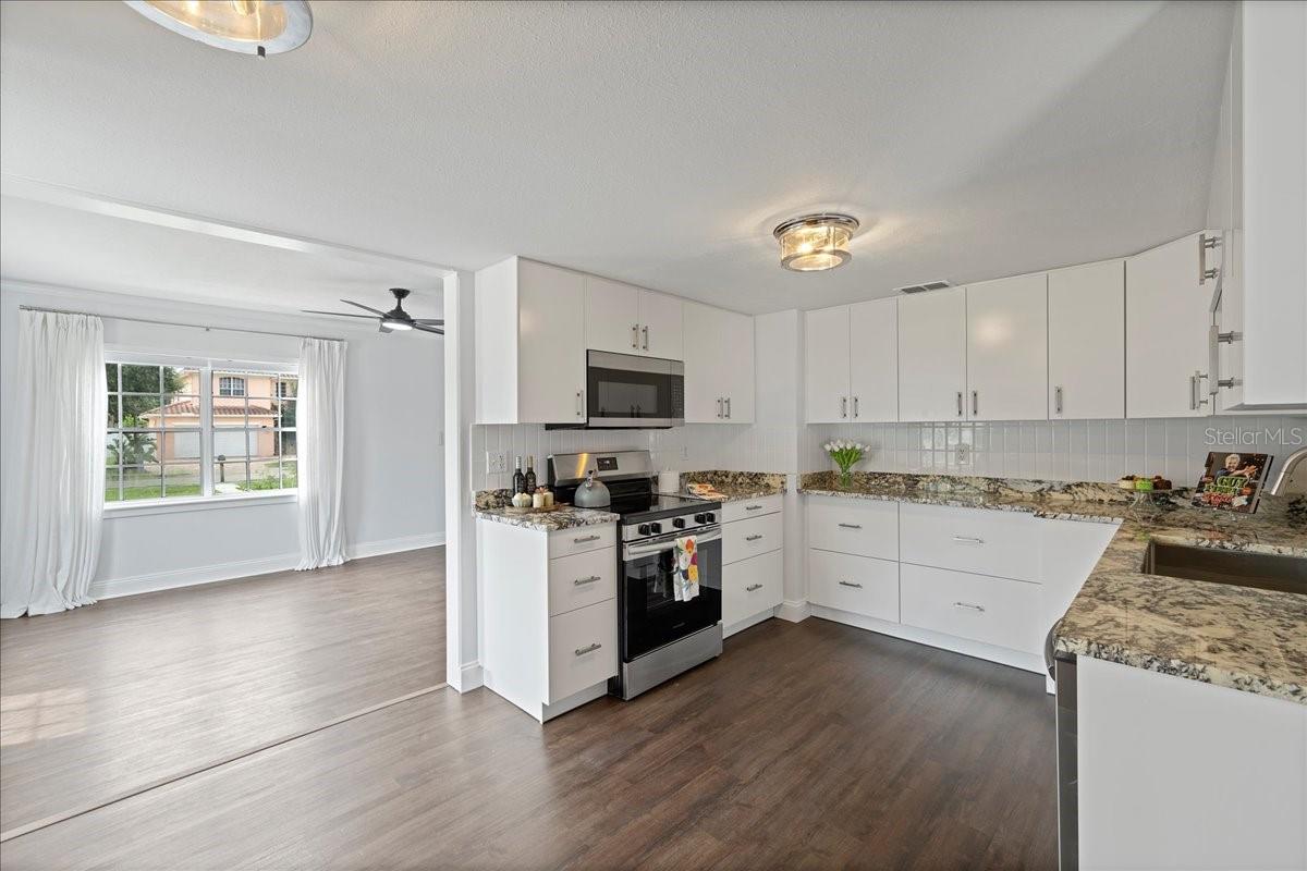 3901 W SWANN AVE, TAMPA, FL, 33609