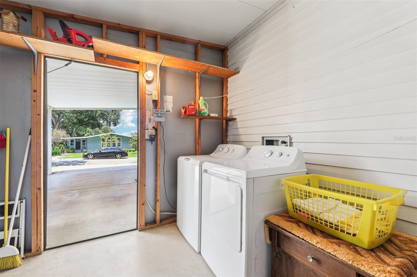 711 CAMELIA CT, THE VILLAGES, FL, 32159