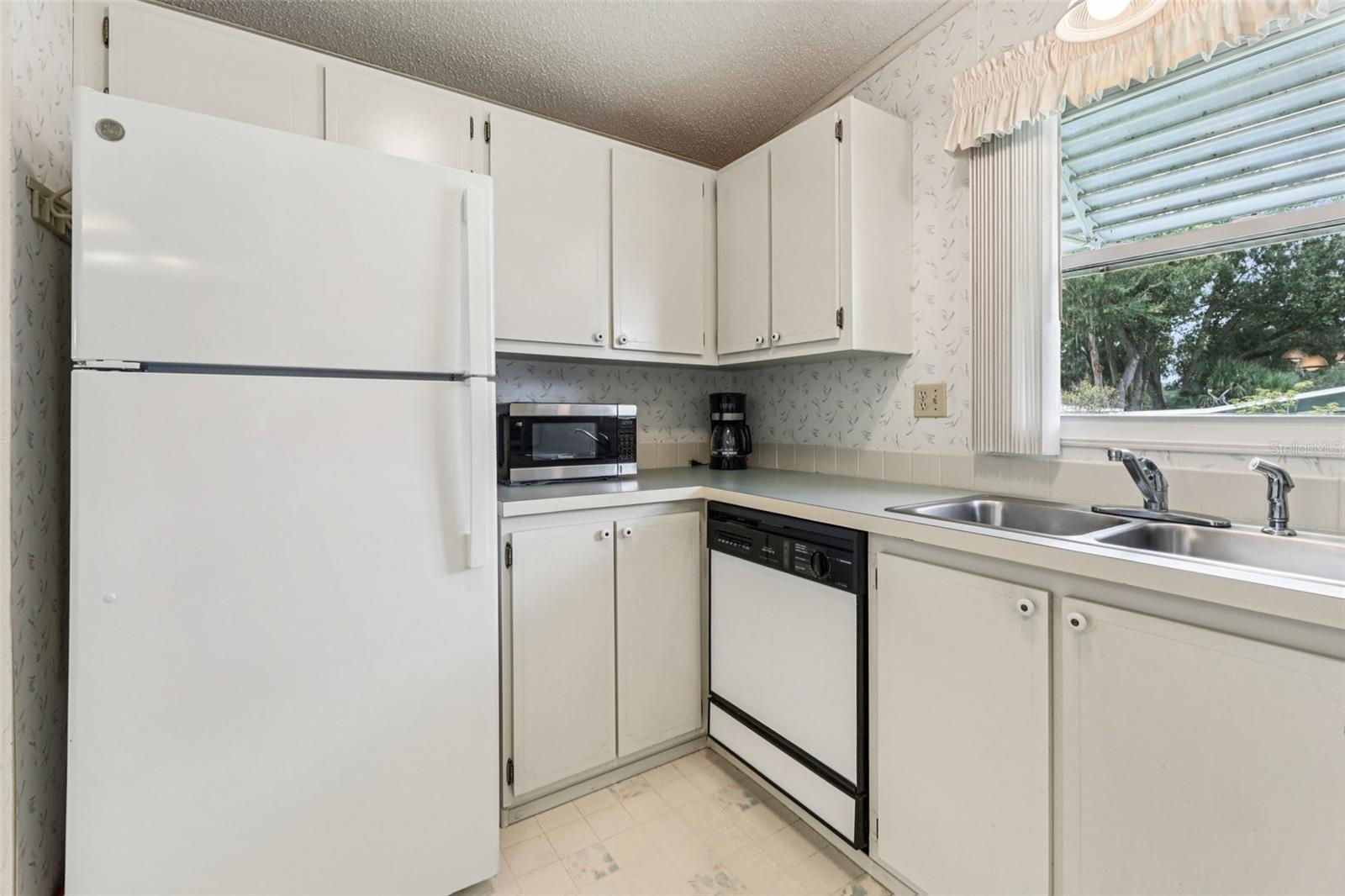 711 CAMELIA CT, THE VILLAGES, FL, 32159