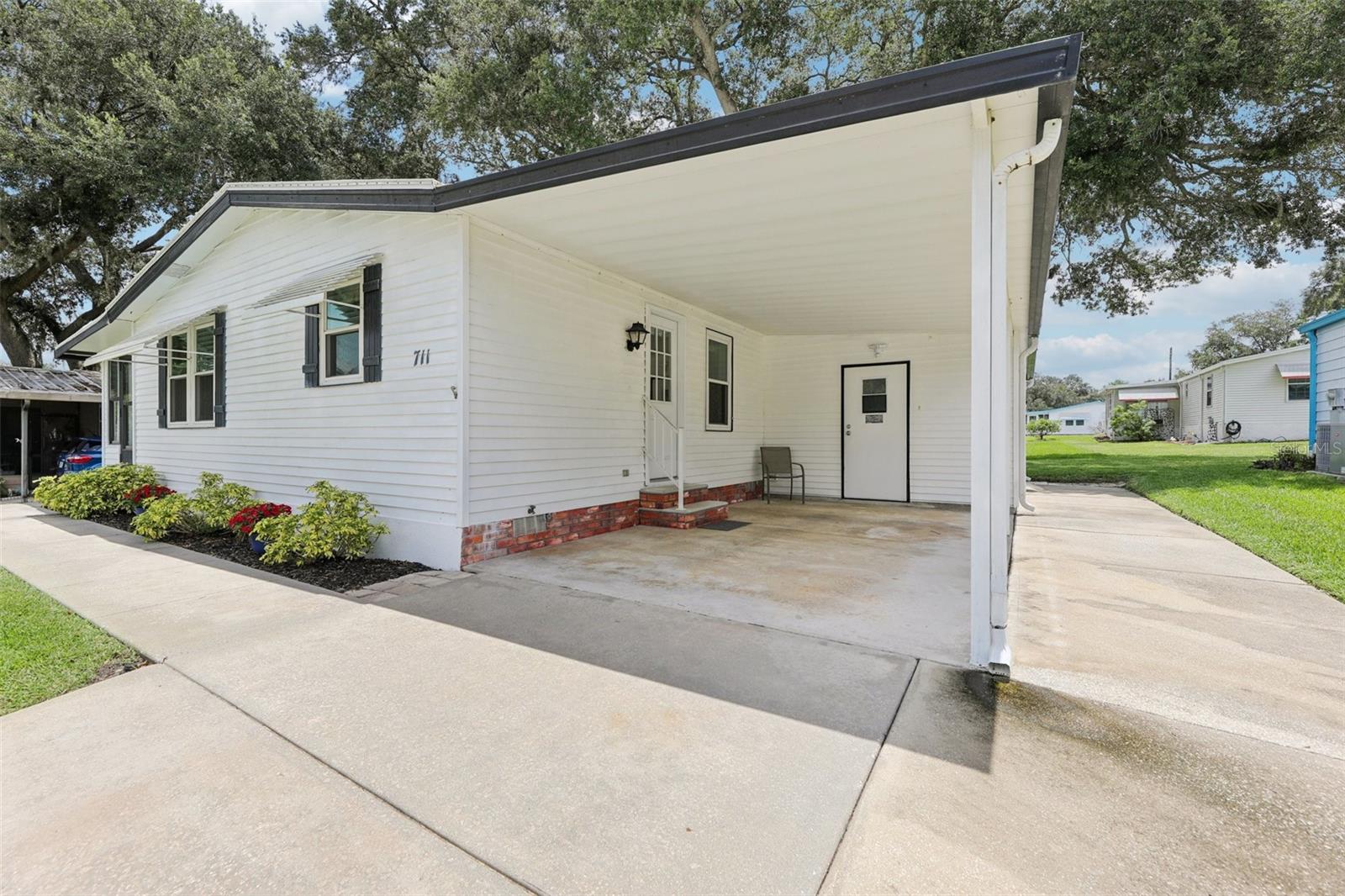 711 CAMELIA CT, THE VILLAGES, FL, 32159