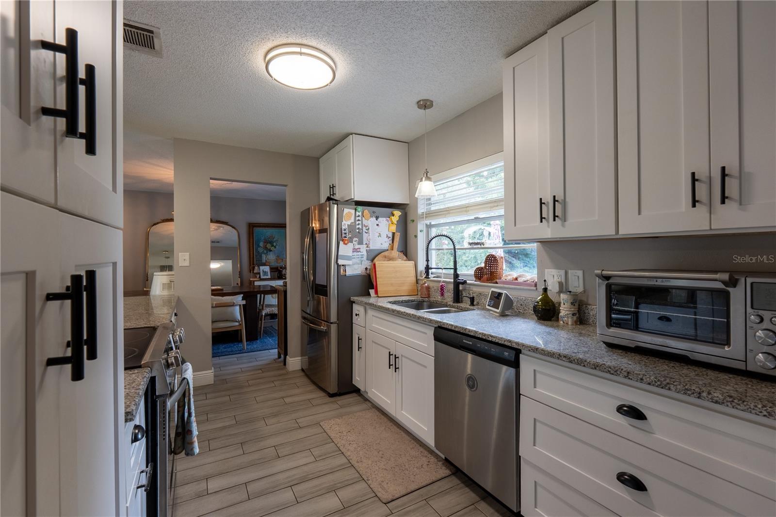 628 RIVERVIEW AVE, ALTAMONTE SPRINGS, FL, 32714