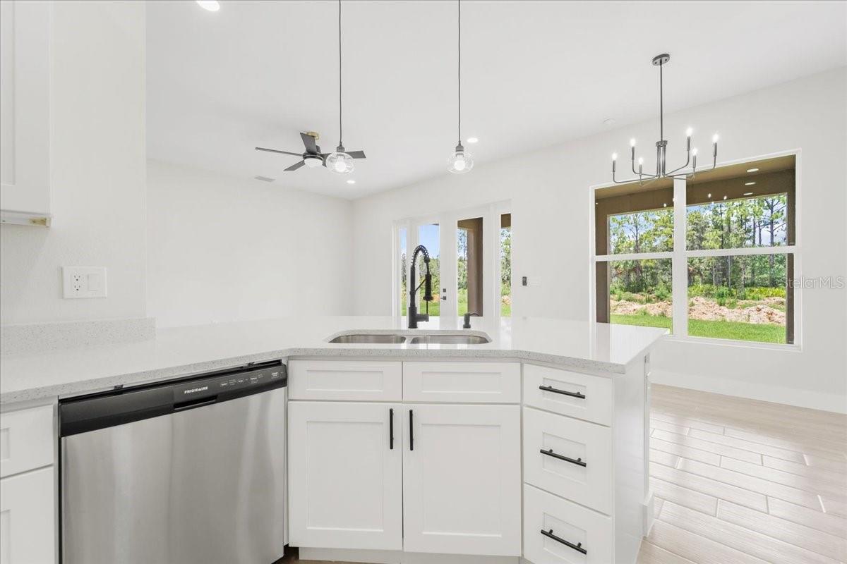 430 MERCEDES CT, LEHIGH ACRES, FL, 33972