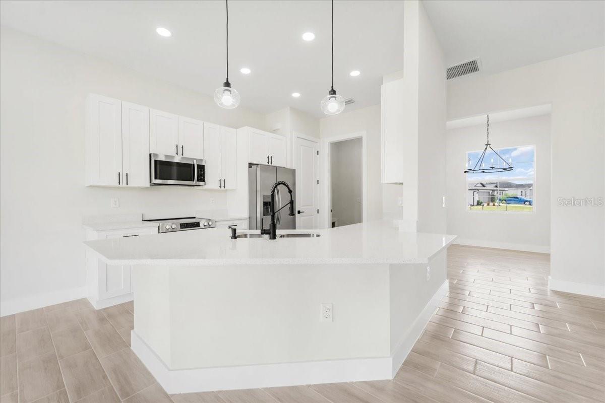 430 MERCEDES CT, LEHIGH ACRES, FL, 33972