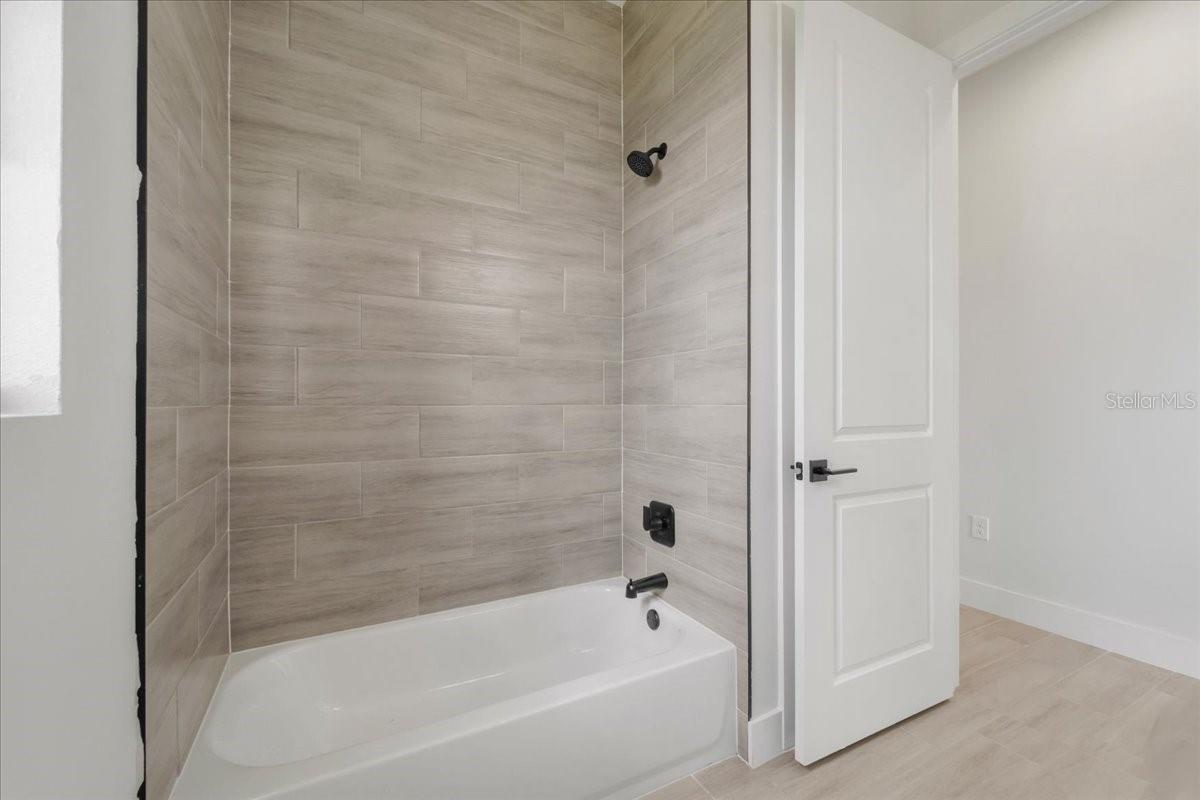 430 MERCEDES CT, LEHIGH ACRES, FL, 33972