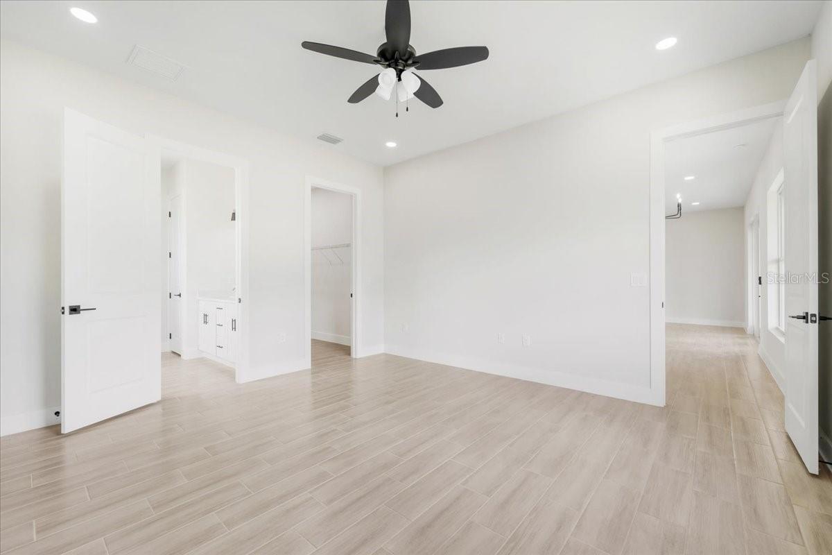 430 MERCEDES CT, LEHIGH ACRES, FL, 33972