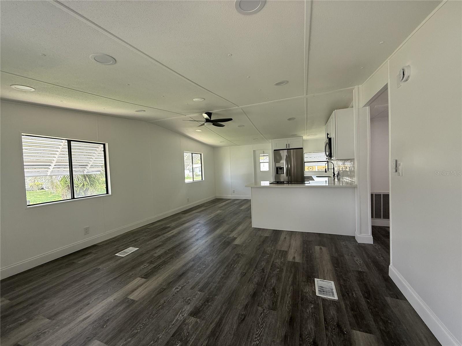 545 JASON DR, LADY LAKE, FL, 32159