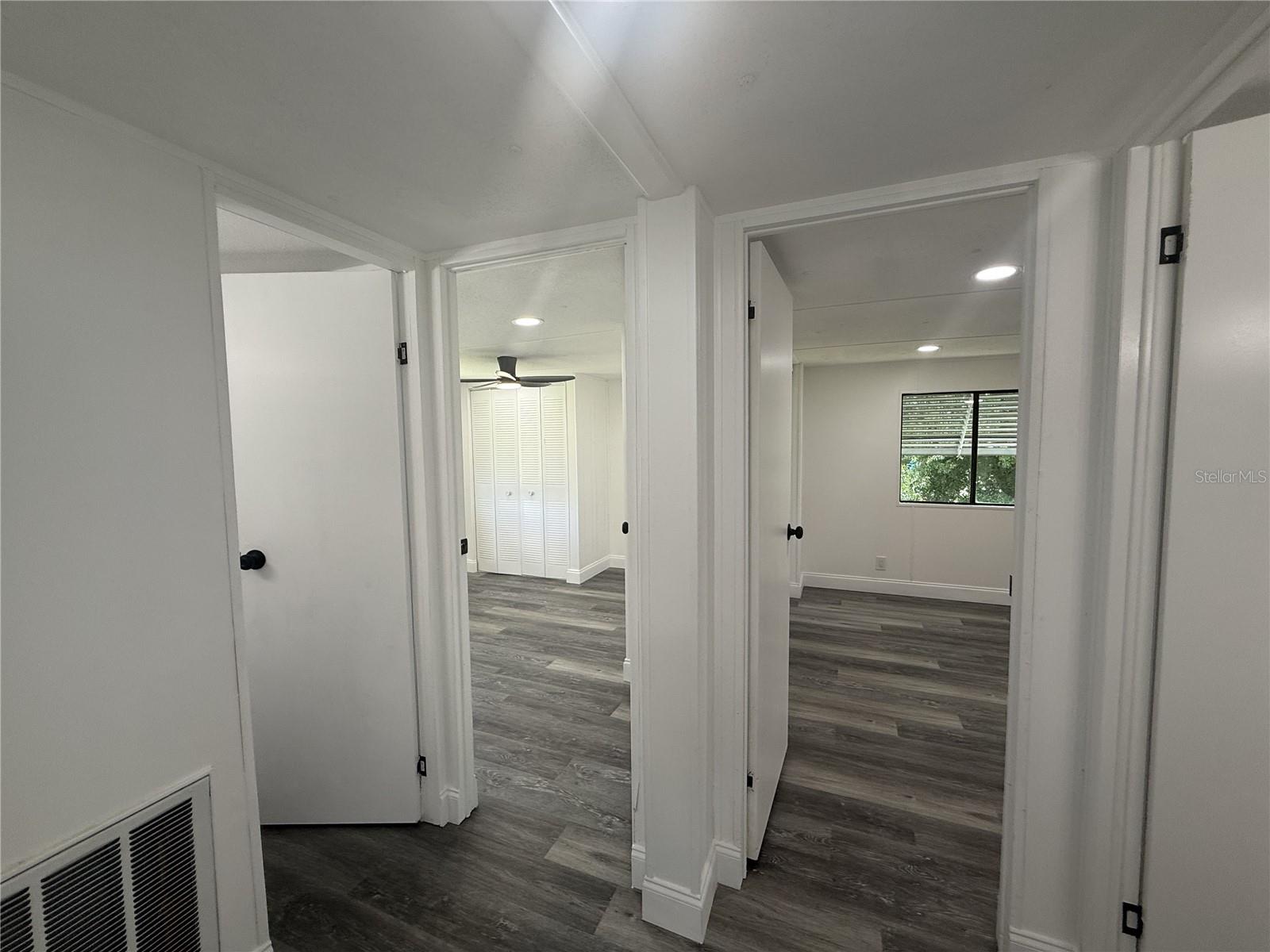 545 JASON DR, LADY LAKE, FL, 32159