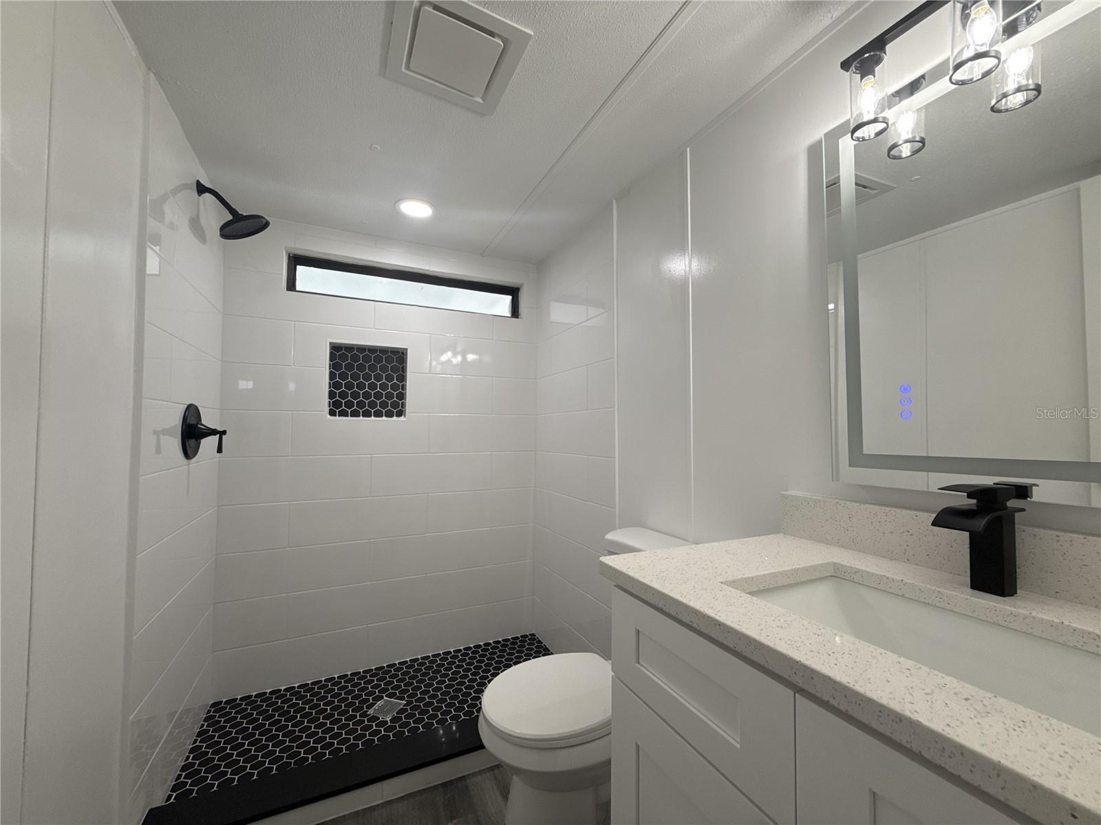 545 JASON DR, LADY LAKE, FL, 32159