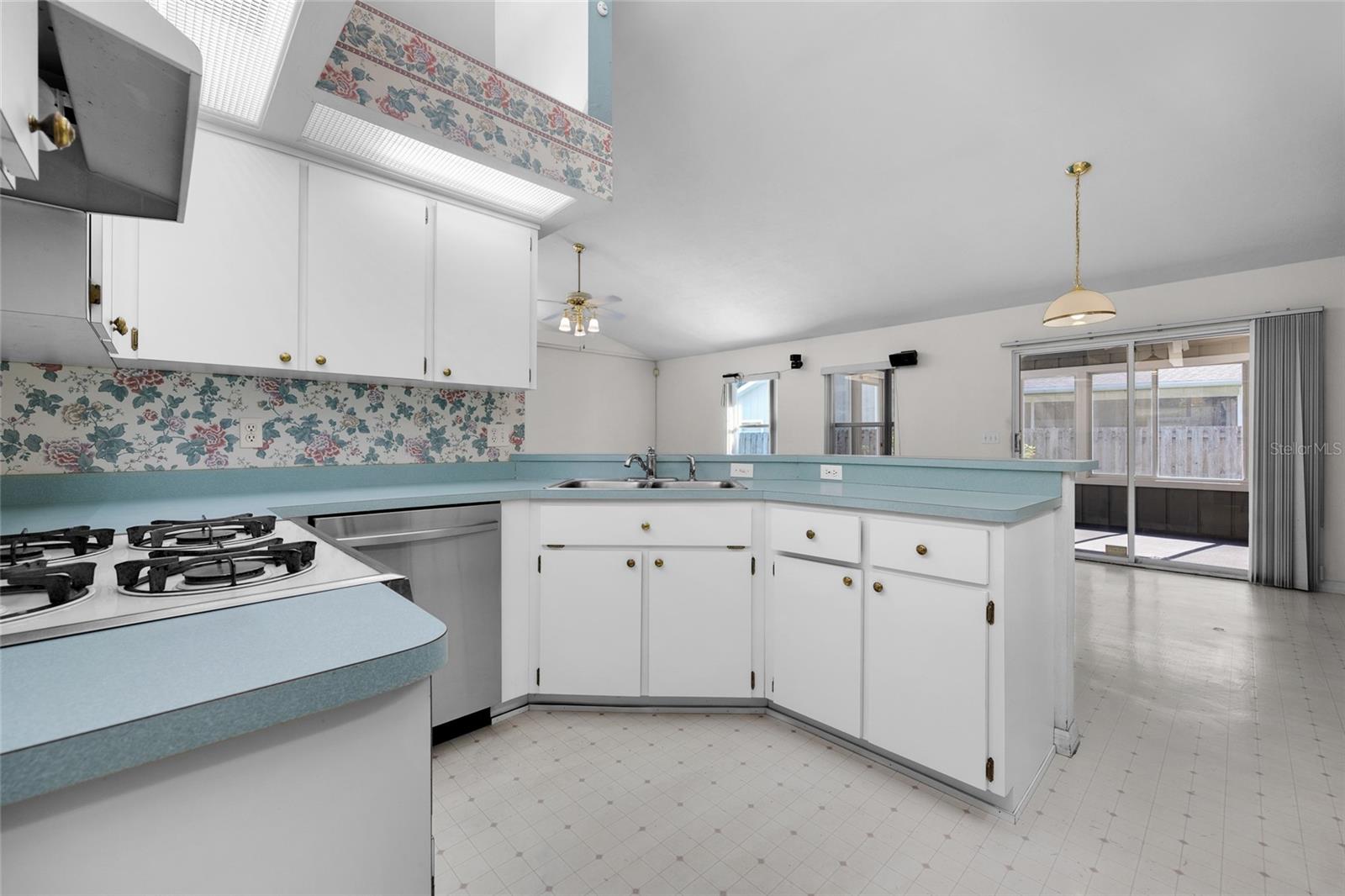 6724 NW 34TH DR, GAINESVILLE, FL, 32653