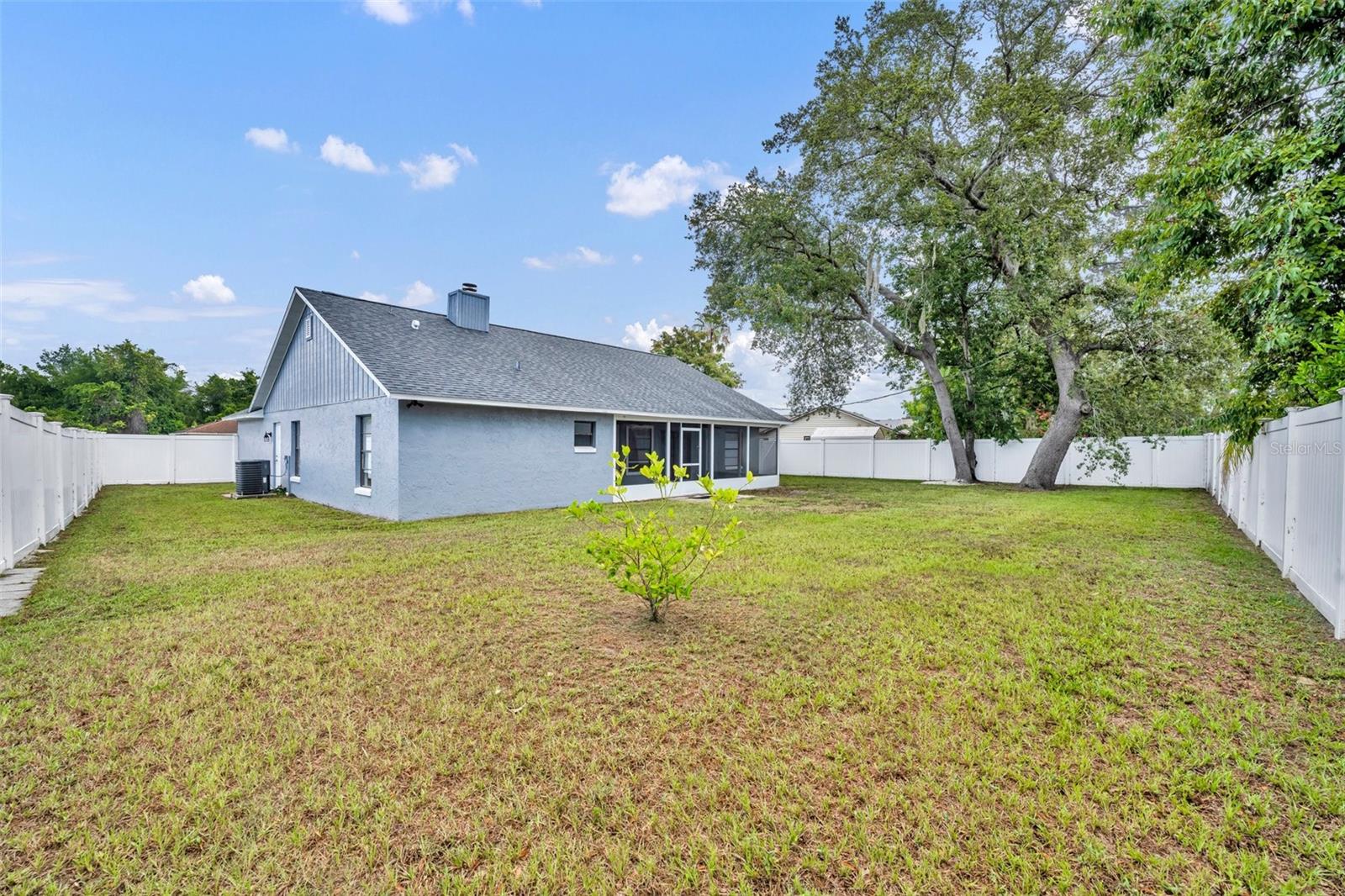 2237 CLEARWATER DR, DELTONA, FL, 32738