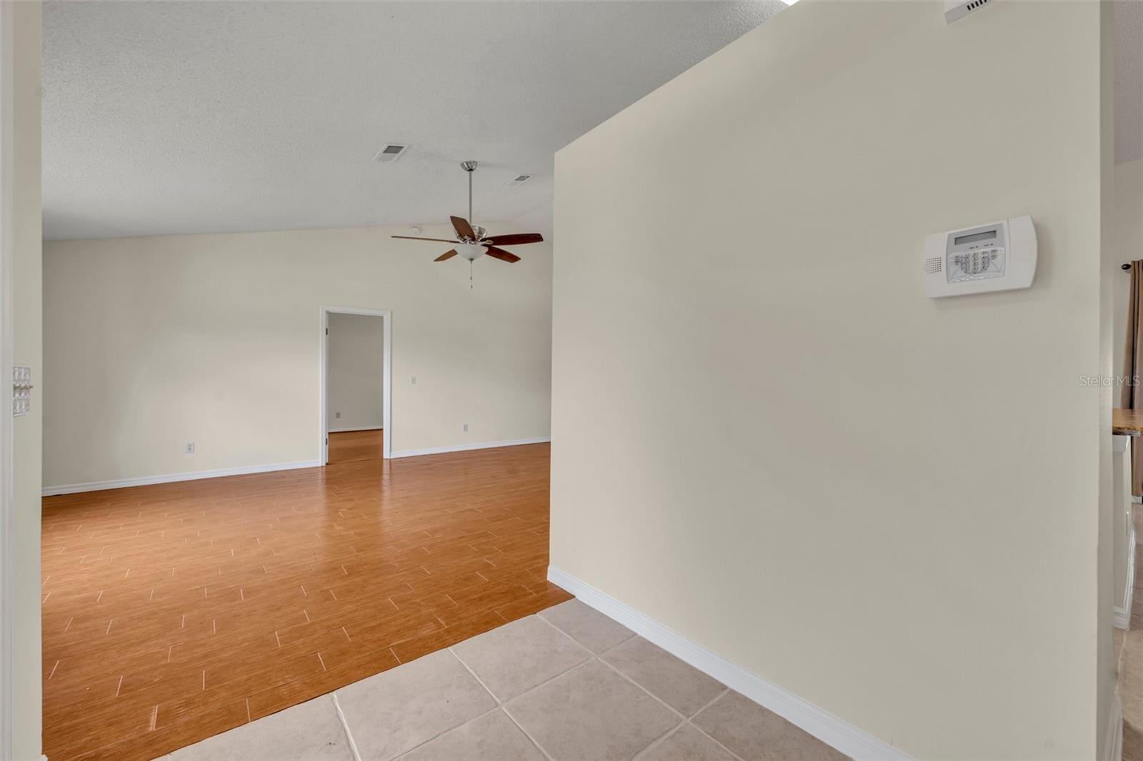 2237 CLEARWATER DR, DELTONA, FL, 32738