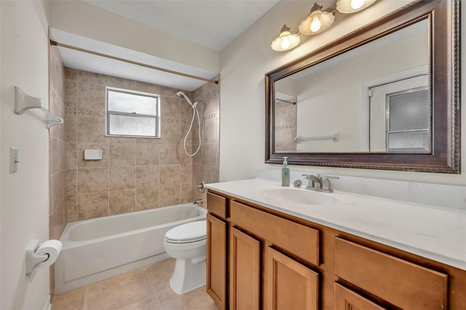 2237 CLEARWATER DR, DELTONA, FL, 32738