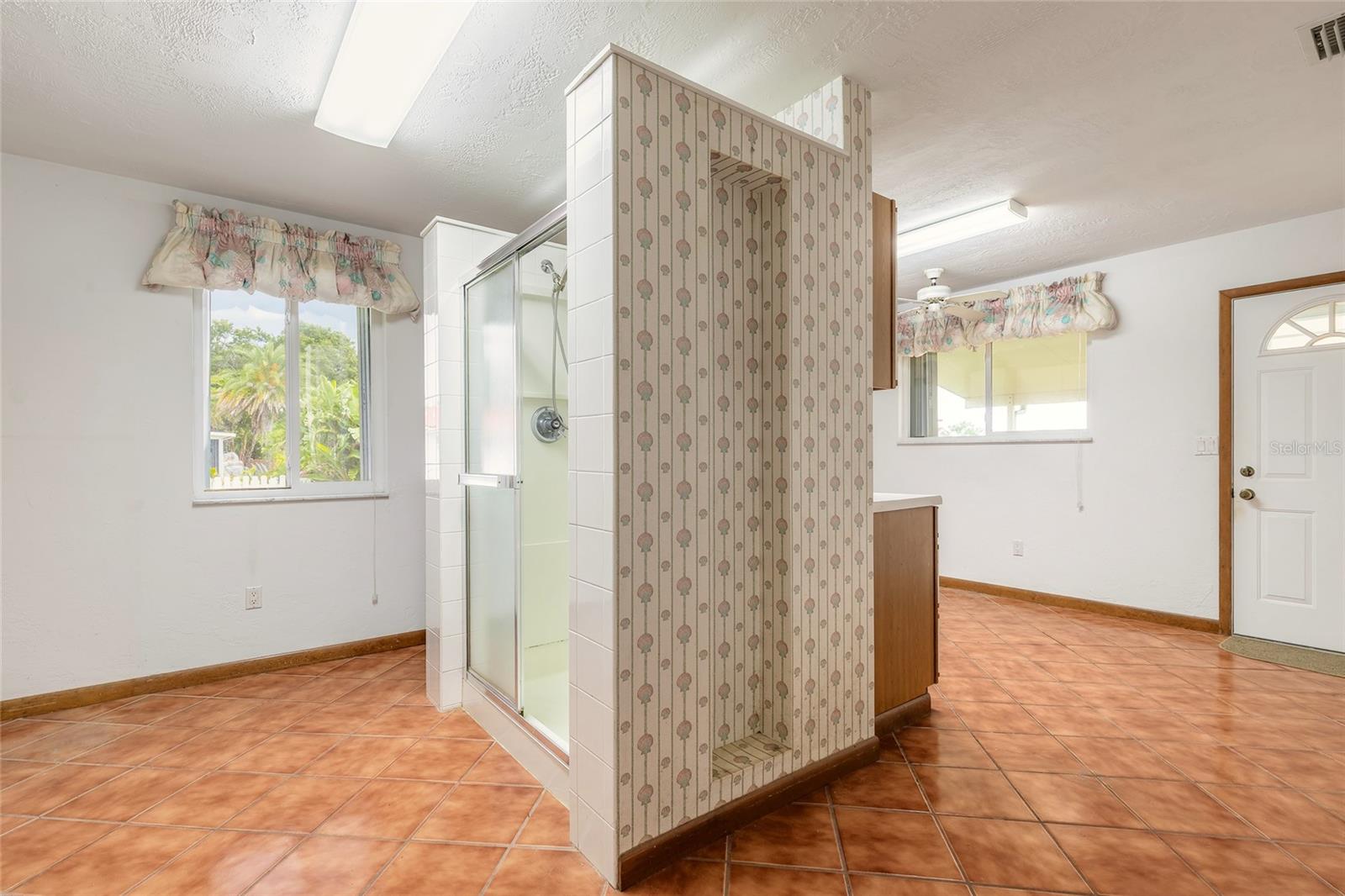 417 N RIVERSIDE DR, EDGEWATER, FL, 32132