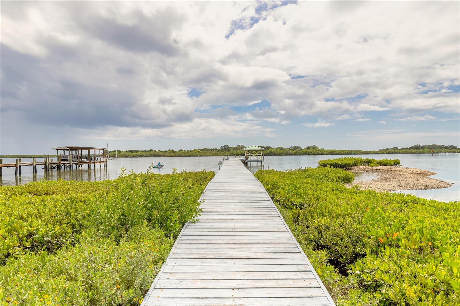 417 N RIVERSIDE DR, EDGEWATER, FL, 32132