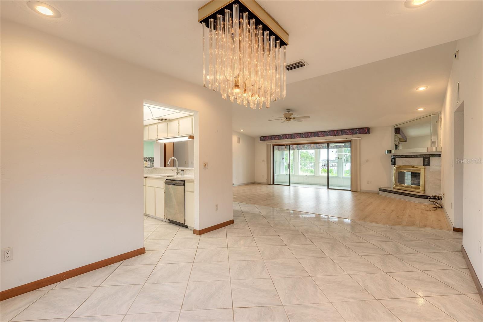 417 N RIVERSIDE DR, EDGEWATER, FL, 32132