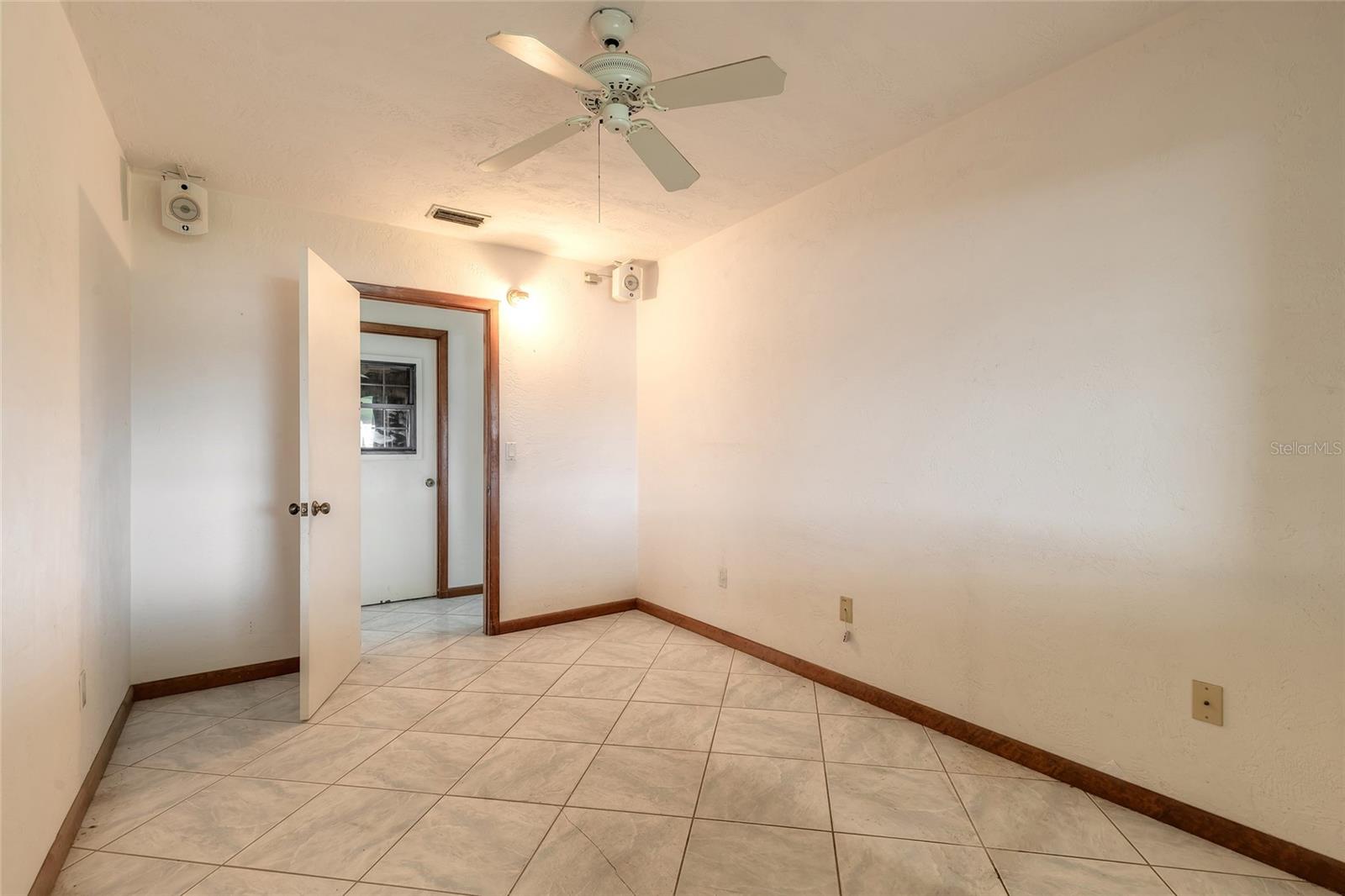 417 N RIVERSIDE DR, EDGEWATER, FL, 32132