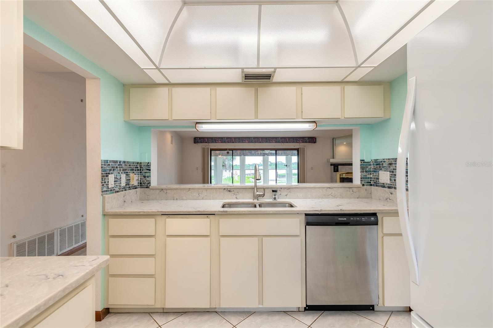 417 N RIVERSIDE DR, EDGEWATER, FL, 32132