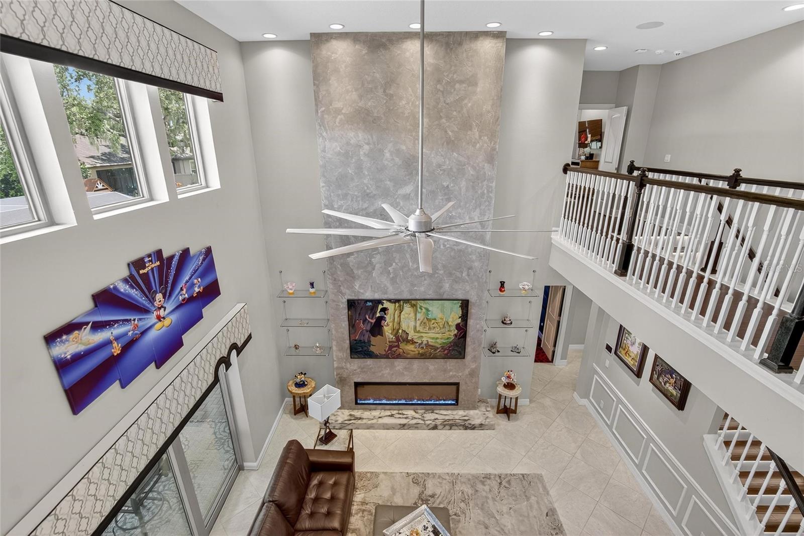 Custom Venetian Wall