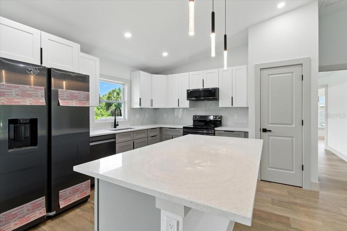 2692 PRETZEL LN, NORTH PORT, FL, 34286