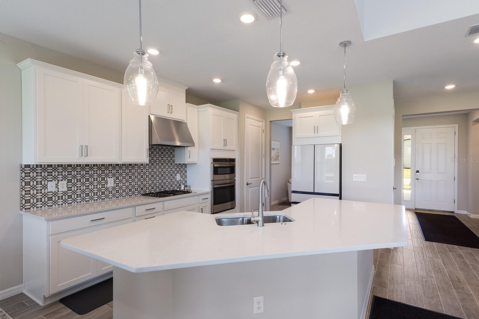 9312 TEQUILA SUNRISE DR, SARASOTA, FL, 34241