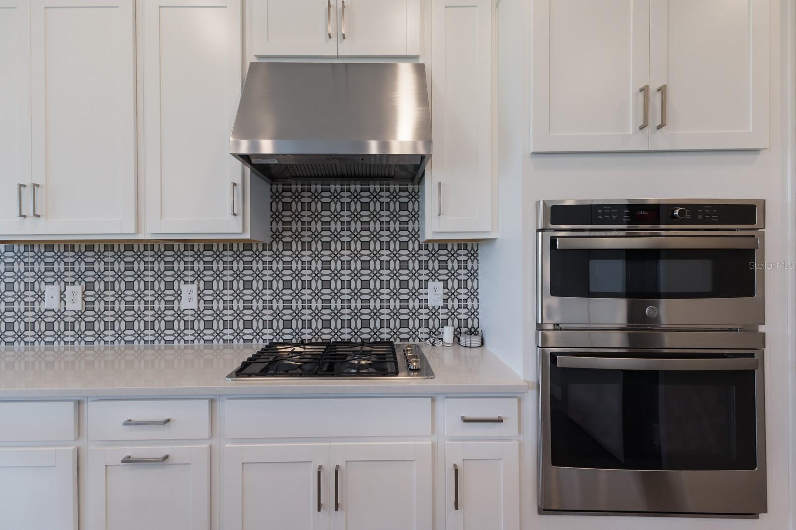 9312 TEQUILA SUNRISE DR, SARASOTA, FL, 34241