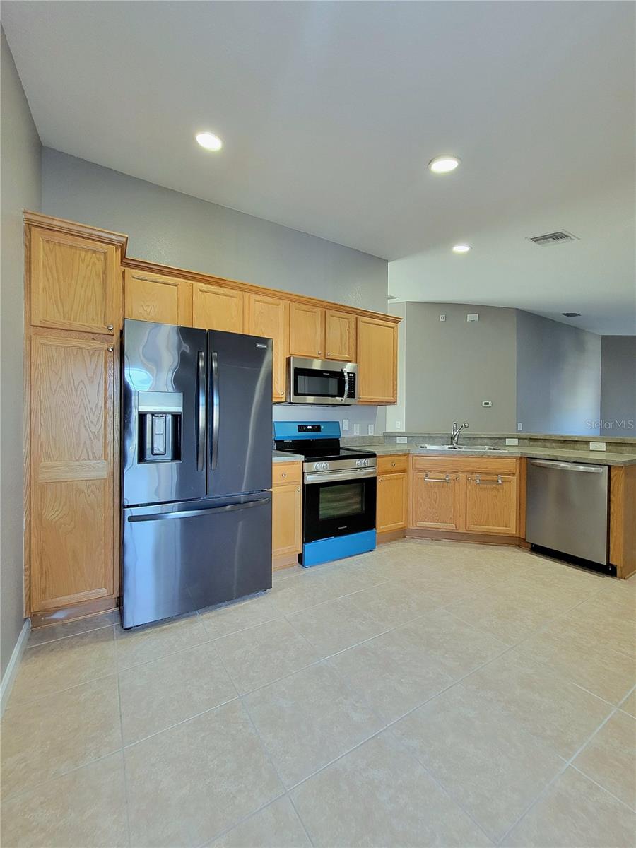 4555 SW 52ND CIR #106, OCALA, FL, 34474