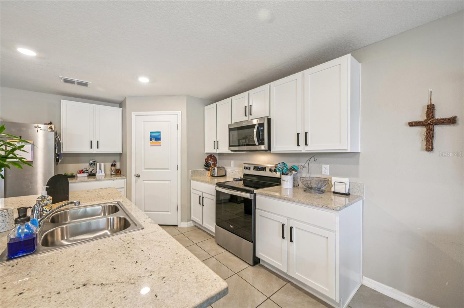 5240 FIDDLE FIG AVE, WIMAUMA, FL, 33598