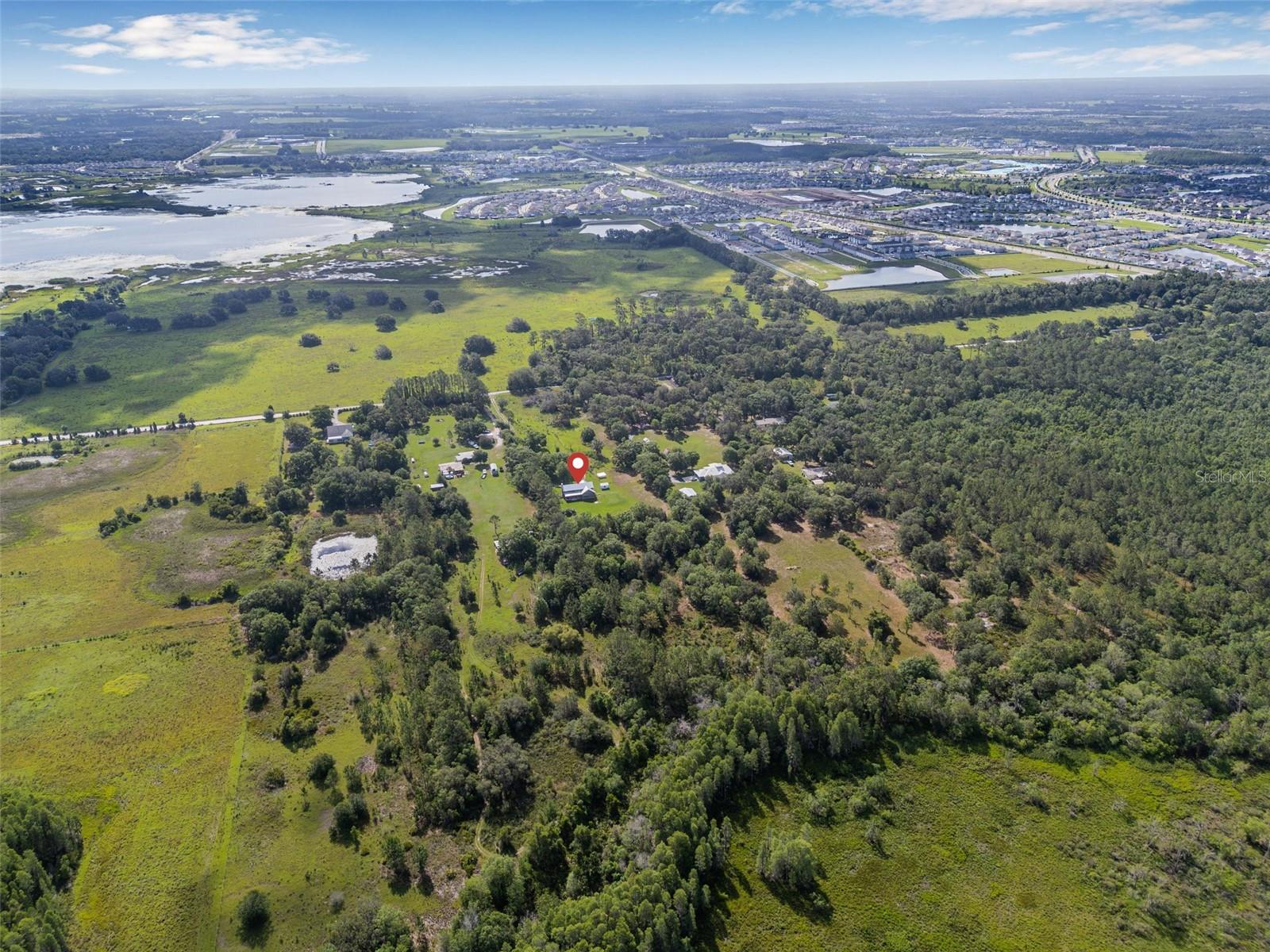 TB8402136 Property Photo