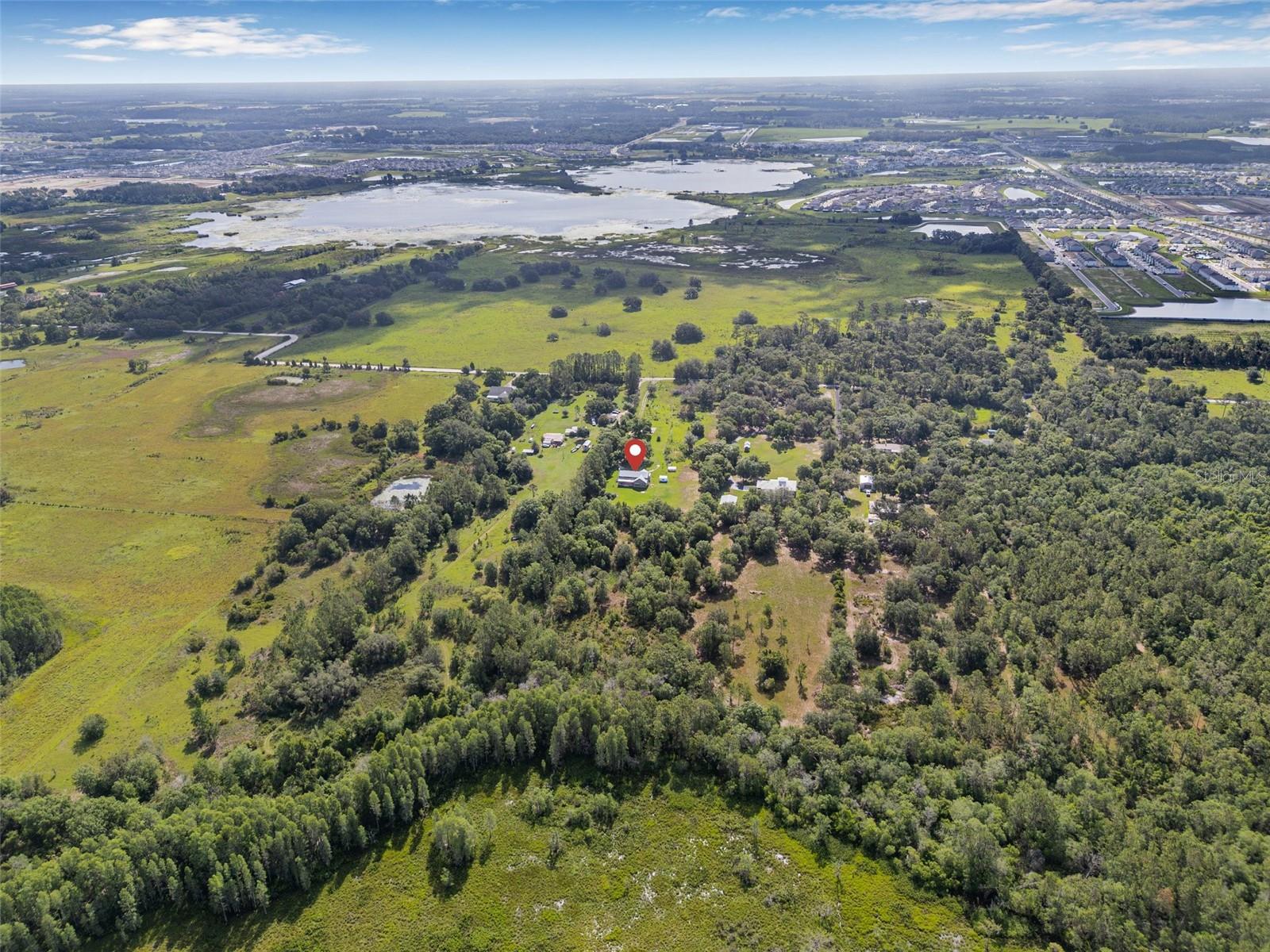 TB8402136 Property Photo