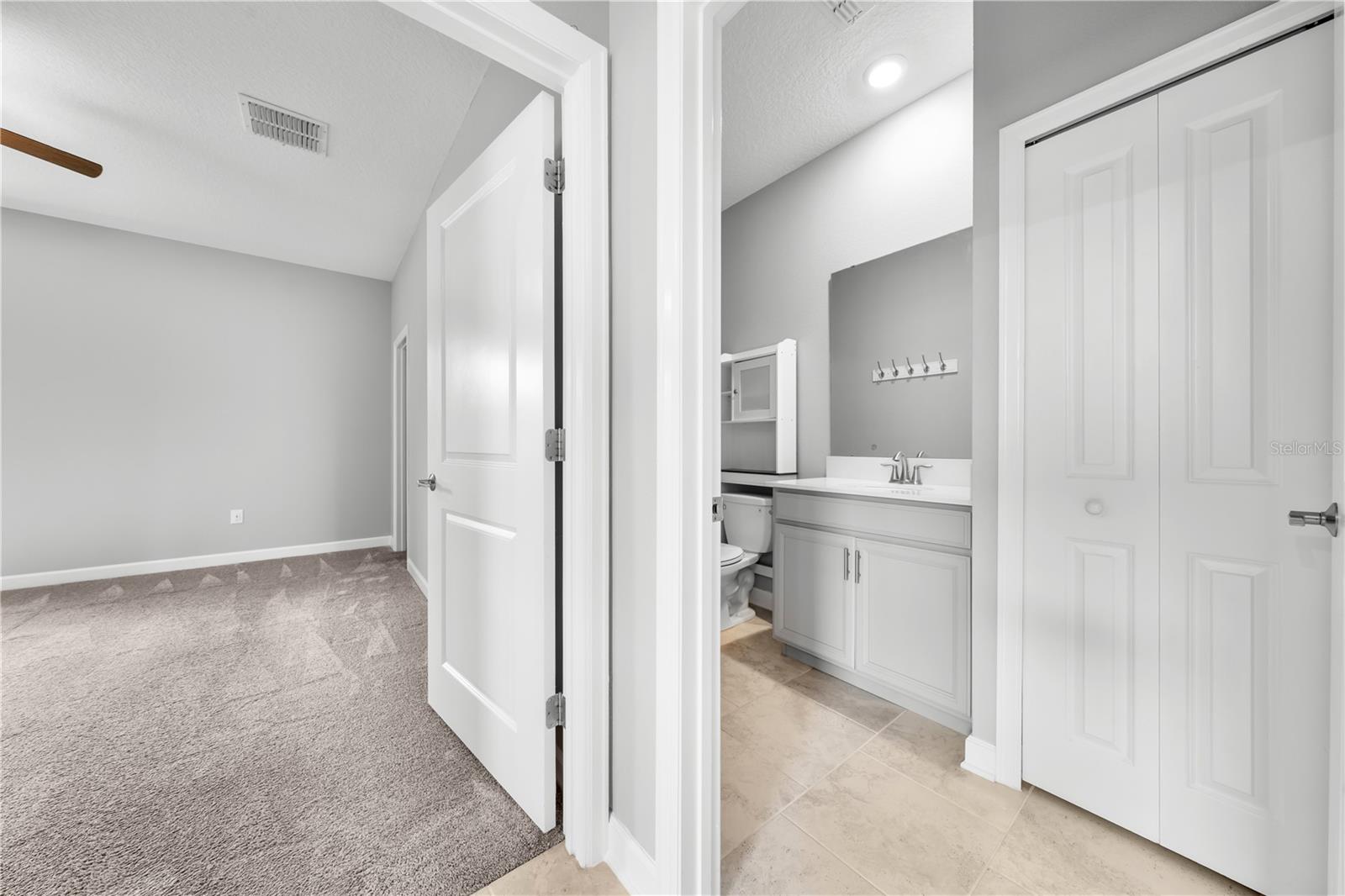 2412 CAMDEN PARK AVE, DAVENPORT, FL, 33837