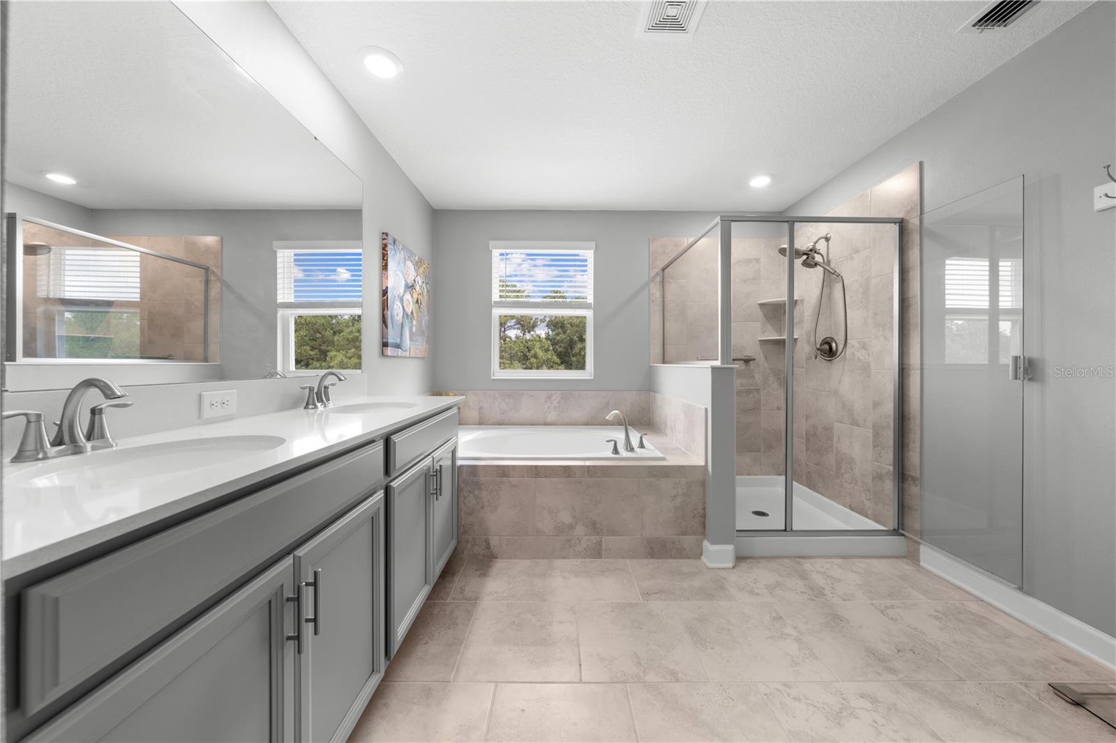 2412 CAMDEN PARK AVE, DAVENPORT, FL, 33837