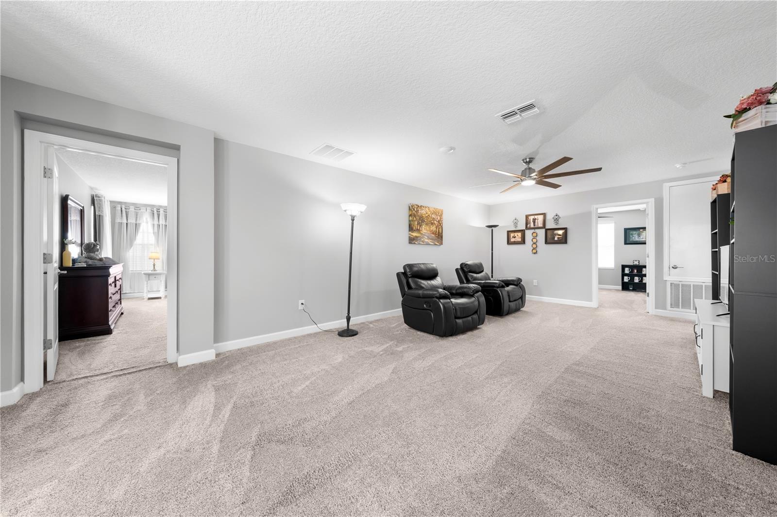 2412 CAMDEN PARK AVE, DAVENPORT, FL, 33837