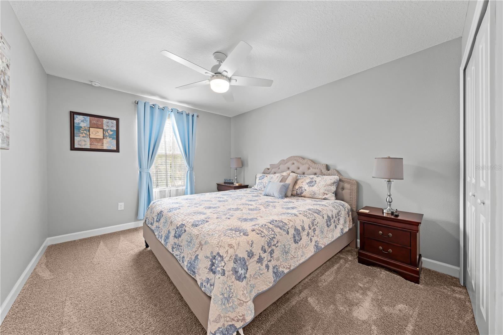 2412 CAMDEN PARK AVE, DAVENPORT, FL, 33837