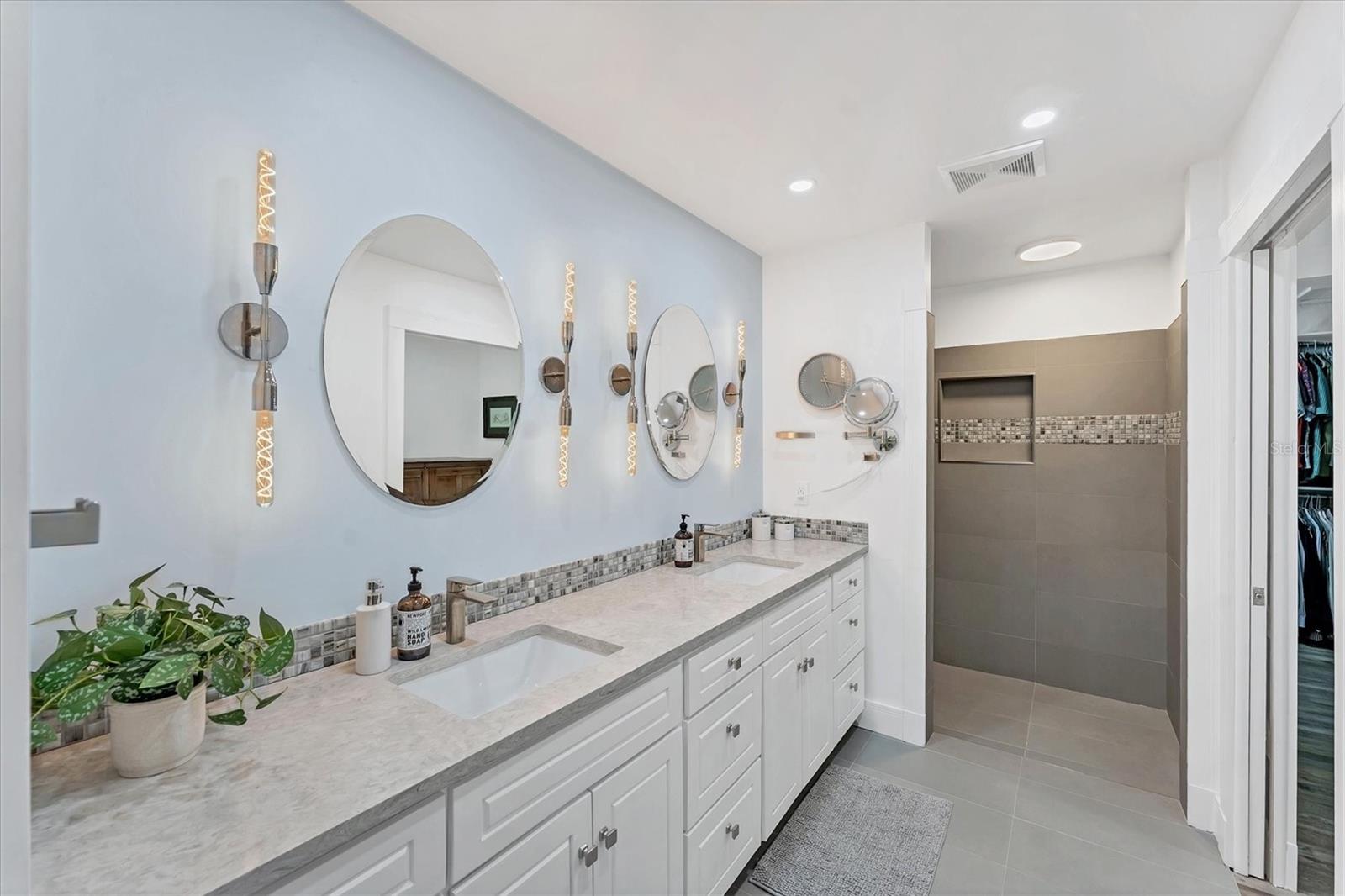 6105 45TH ST W, BRADENTON, FL, 34210