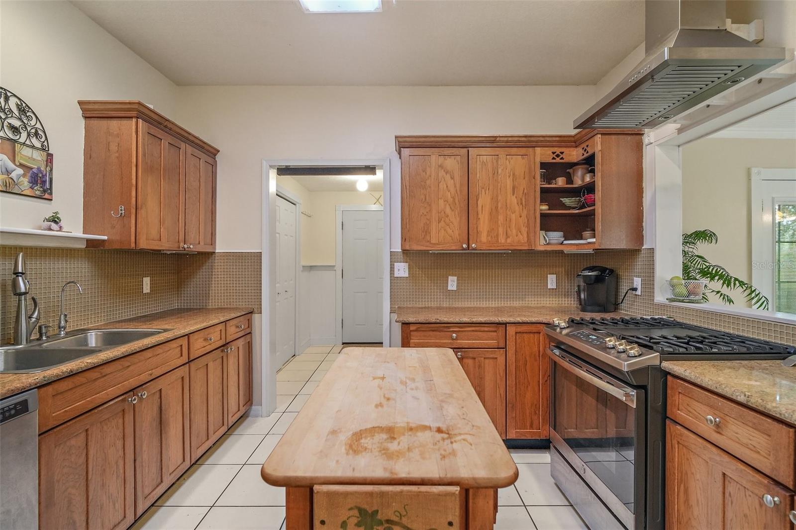 3026 LAKE GRIFFIN RD, LADY LAKE, FL, 32159